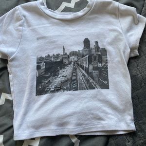 Fitted Pacsun city skyline top